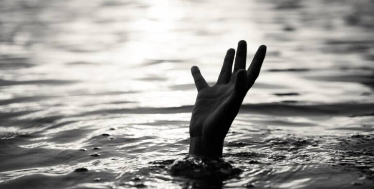 Malpe: Life guards rescue 3 tourists from drowning