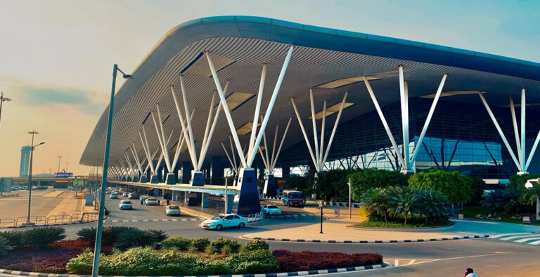 Woman makes bomb threat at Bengaluru airport, arrested Woman makes bomb threat at Bengaluru airport, arrested