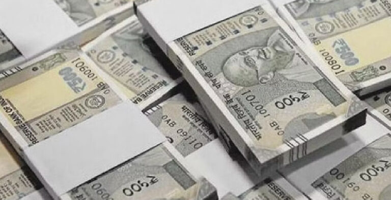 Rs 5 lakh unaccounted cash seized from car at Hejamady