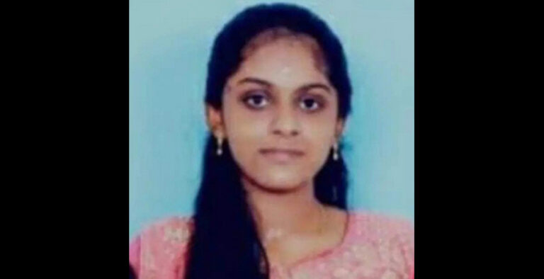 Kasargod: Teenager found dead; suicide suspected Kasargod: Teenager found dead; suicide suspected