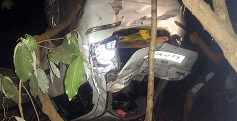 Woman dead; 5 others injured as car falls into gorge at Charmady Ghat Woman dead; 5 others injured as car falls into gorge at Charmady Ghat