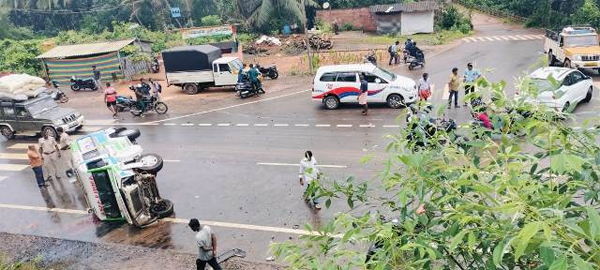 Ambulance mishap: Seriously injured heart patient, succumbs Ambulance mishap: Seriously injured heart patient, succumbs