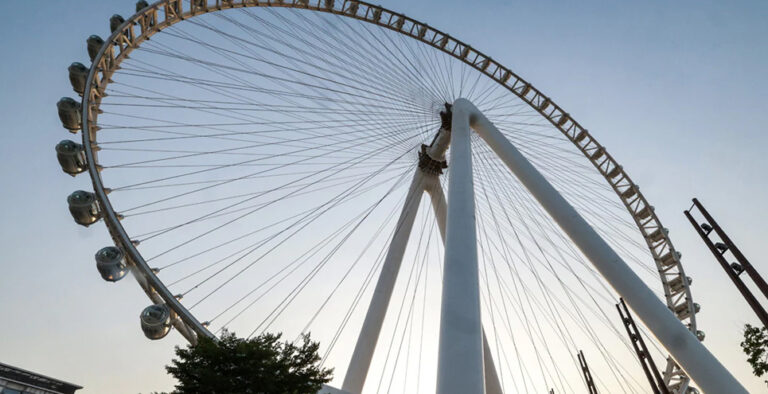 World’s largest ferris wheel mysteriously stops turning in Dubai