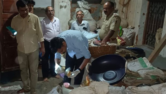 Belthangady: Stolen gold ornaments appear in verandah of house